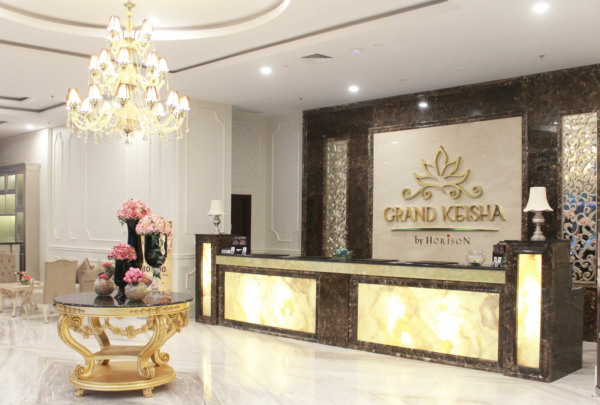 Отель Grand Keisha Yogyakarta Kejayan Экстерьер фото
