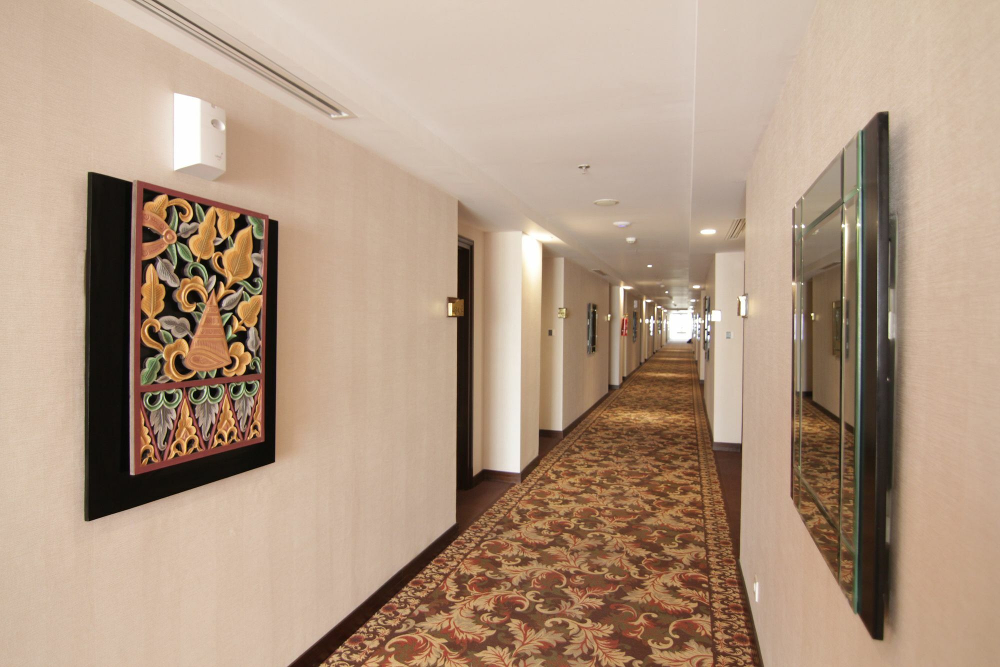 Отель Grand Keisha Yogyakarta Kejayan Экстерьер фото